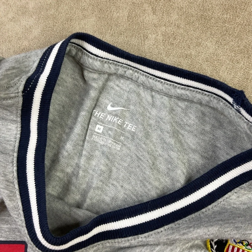 Nike Olympics USA T-Shirt Women Sz M Crewneck Short Sleeve Team Graphic Tee
